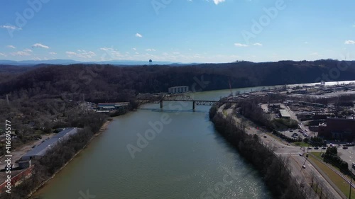 Wallpaper Mural River along Knoxville Tennessee on a sunny day Torontodigital.ca
