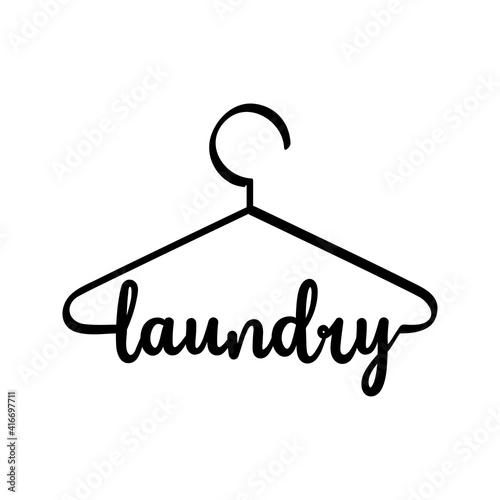 Logotipo con texto manuscrito laundry con forma de percha escrito a mano con lineas en color negro