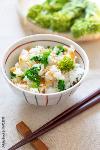 菜の花と桜エビの混ぜご飯