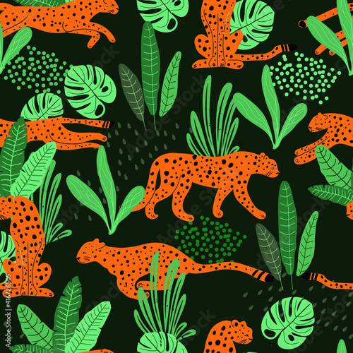 Cheetah seamless pattern . Tropical exotic summer pattern with hand drawn cheetah . print for T-shirts, textiles, wrapping paper, web. 