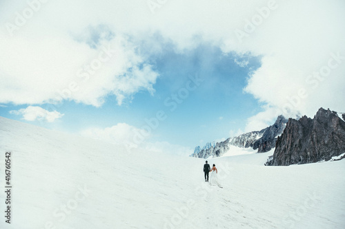 wedding couple in the glacier © nadirco