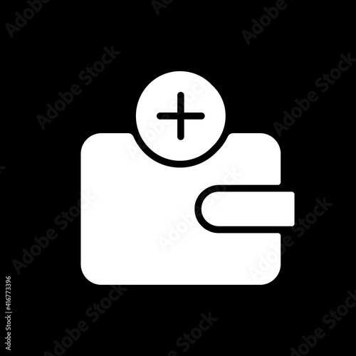 Wallet app dark mode glyph icon. Tracking money spending. Mobile wallet passes. Online transaction. Smartphone UI button. White silhouette symbol on black space. Vector isolated illustration