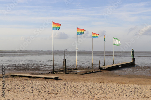 Dangast, Varel, Steg, Bootssteg, Skulptur, grün, nackt