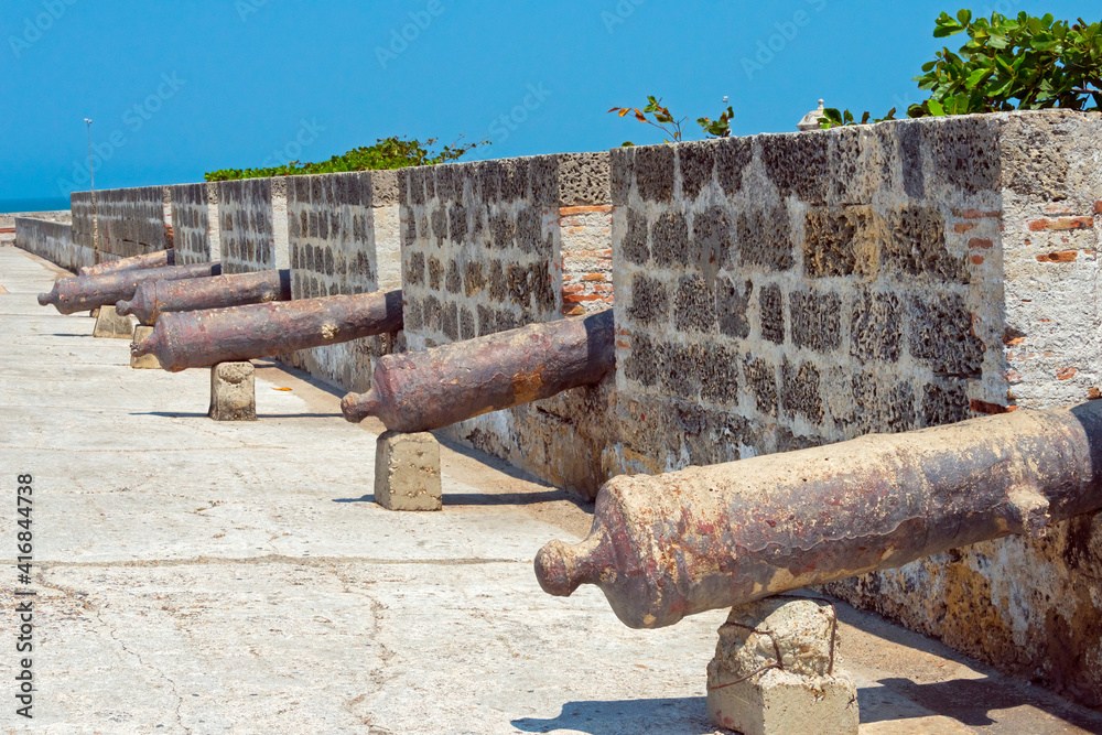 San Lucas, part of the walls and cannons in the old town, Cartagena, UNESCO World Heritage Site, Bolivar Department, Colombia