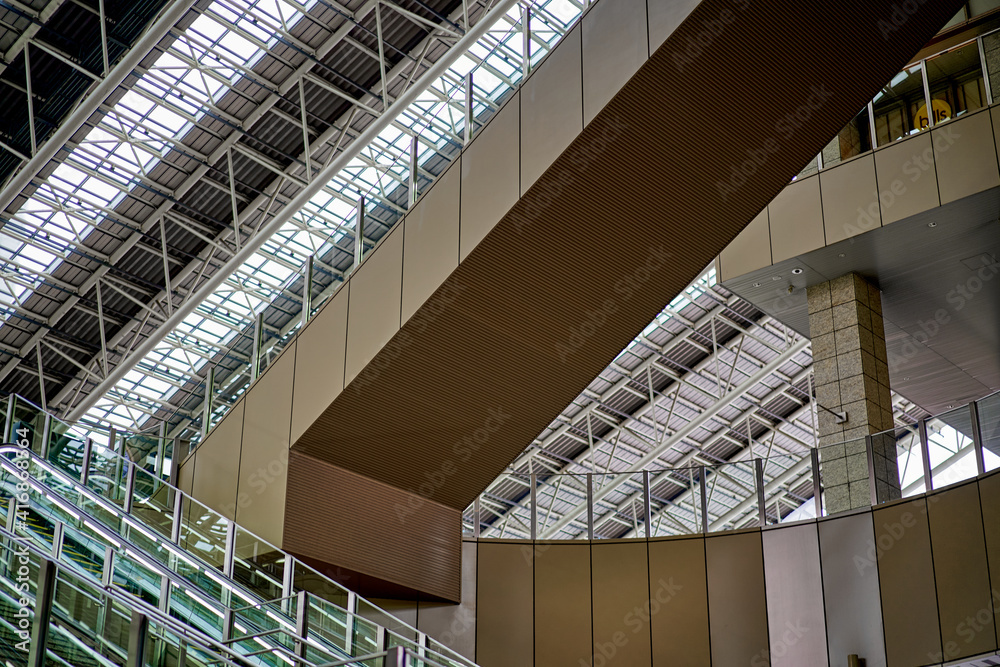 Fototapeta premium 駅の構内の鉄格子