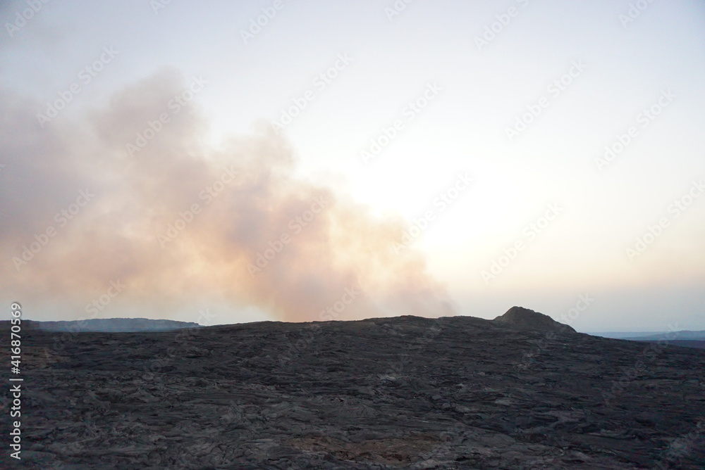 エチオピアの火山で噴火