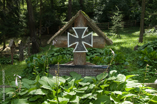 Waldfriedhof in Bruneck in Südtirol photo