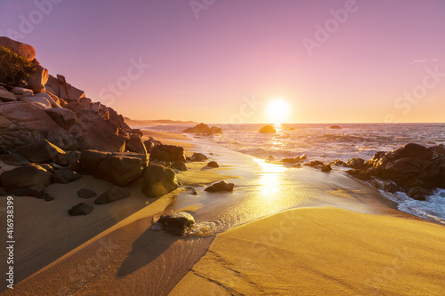 Fototapeta Naklejka Na Ścianę i Meble -  Sandy beach at sunrise