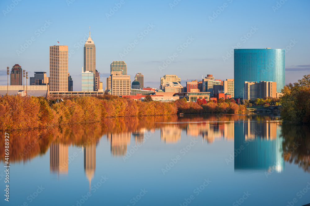 Indianapolis, Indiana, USA skyline on the White River
