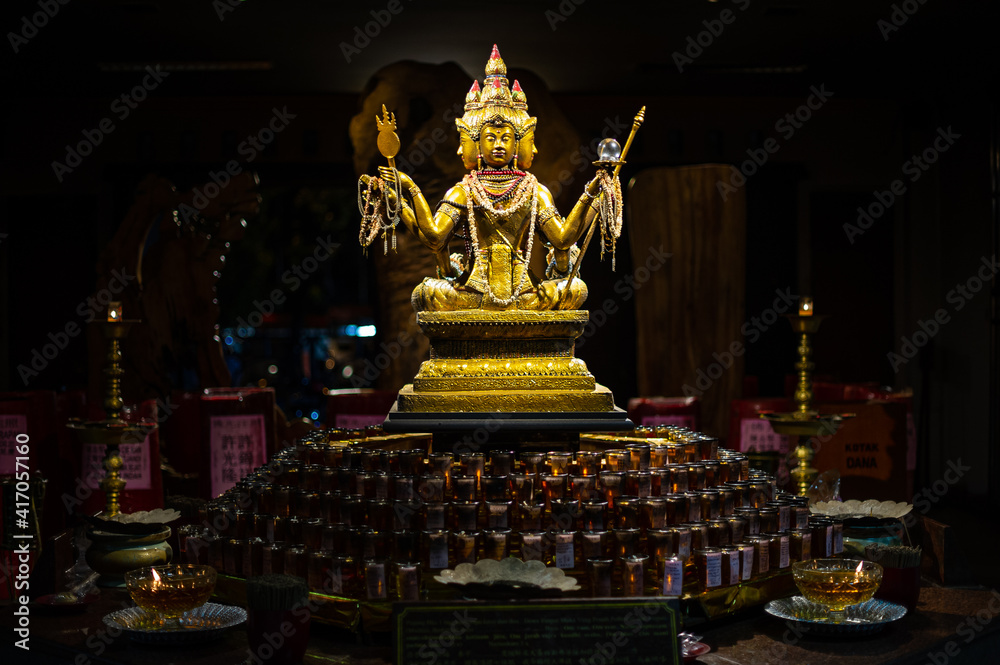 Buddha Statue in Gold plated_01