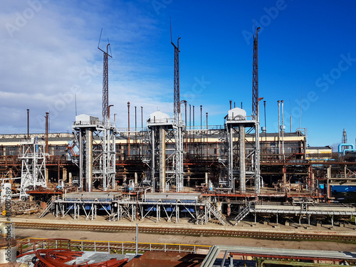 Shop for the production of methanol. Catalytic synthesis of methanol. Raw Methanol Synthesis Columns