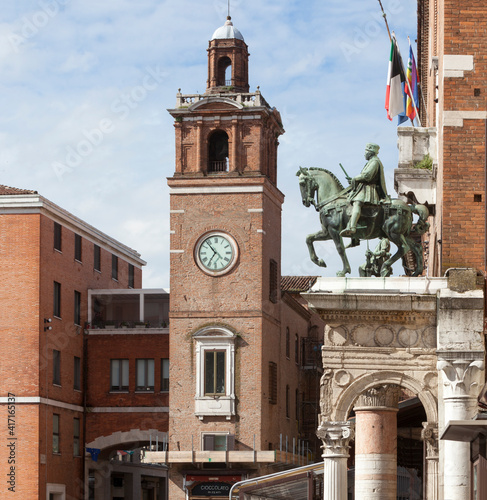Ferrara.  Statua bronzea di Borso D' Este a Cavallo con la Torre dell'Orologio  photo