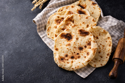 Photos Pita bread, traditional Jewish food