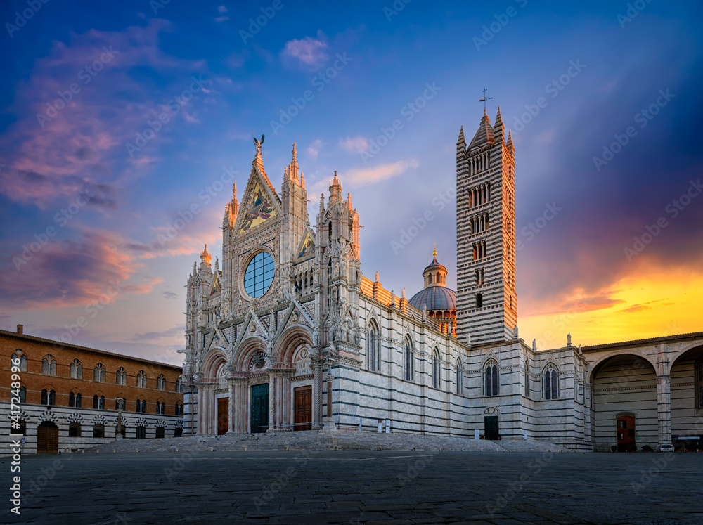 Siena Cathedral Santa Maria Assunta (Duomo di Siena) in Siena, Tuscany, Italy. Siena is capital of province of Siena