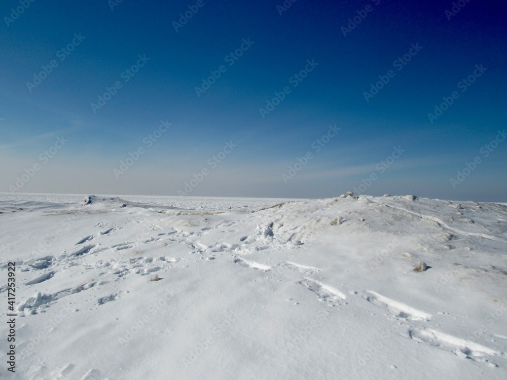 Snow covered Beach, Lake Erie 