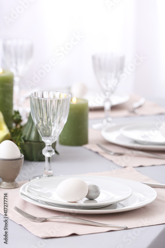 Beautiful table setting for Easter celebration