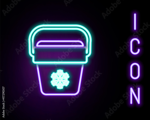 Glowing neon line Cooler bag icon isolated on black background. Portable freezer bag. Handheld refrigerator. Colorful outline concept. Vector.
