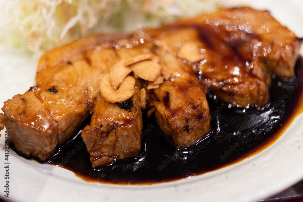 美味しそうなトンテキ 美味しそうなトンテキ