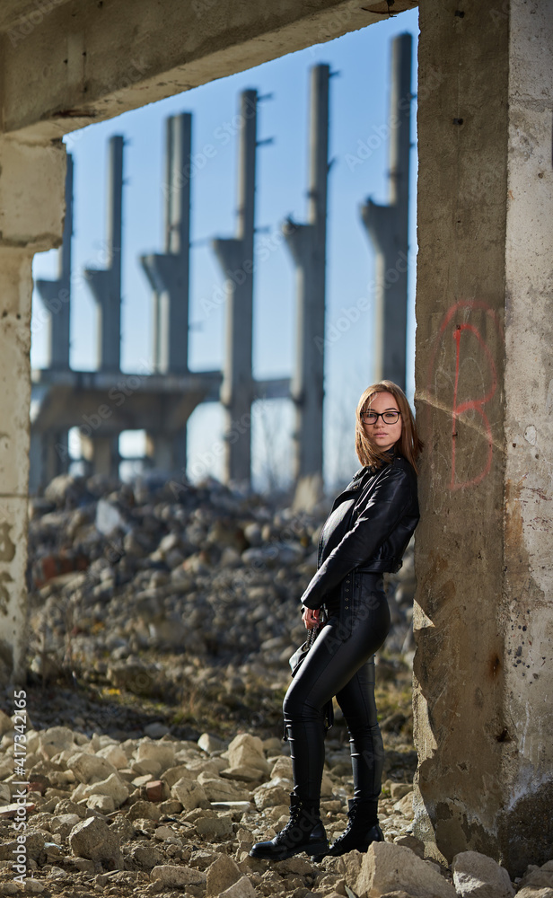 Post apocalyptic beauty Post apocalyptic beauty