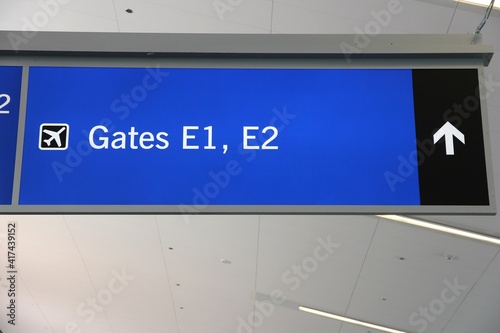 Canvas Print Airport gates sign