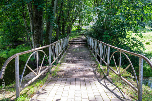 Fototapeta Naklejka Na Ścianę i Meble -  metal concrete stone bridge with rails