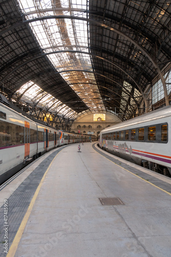 Fototapeta Naklejka Na Ścianę i Meble -  Picture of the France train station (Estació de França) of Barcelona.