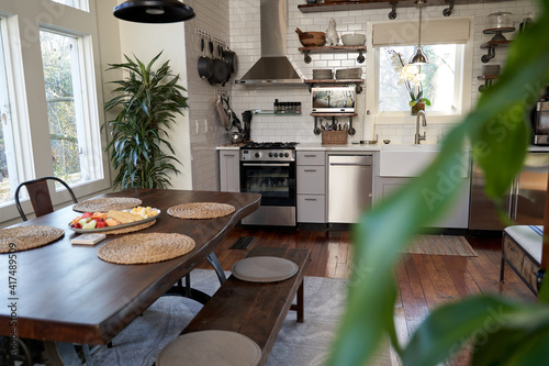 Beautiful interior home, warm and cozy earth tones, kitchen
