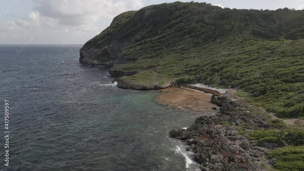 aerial video of a reef in the caribbean sea
aerial video of a reef in the caribbean sea