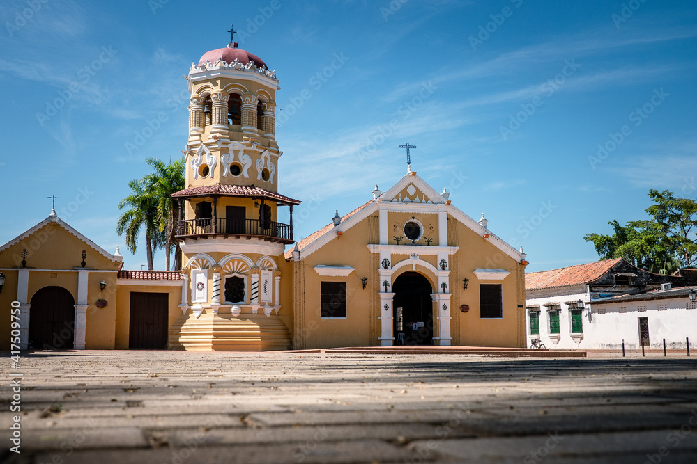 Iglesia Santa Barbara en mompox Bolívar _ Colombia, municipio turisitico y capital de la filigrana en colombia 