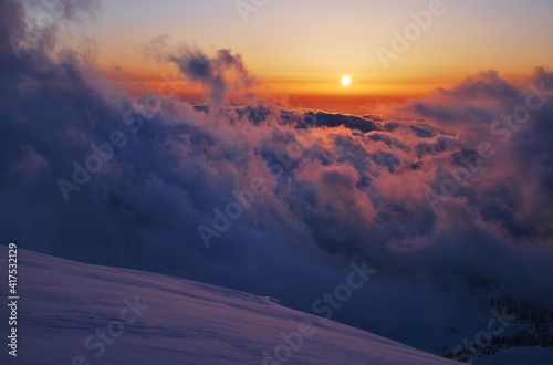 残雪の立山アルパイン　夕景 © sada