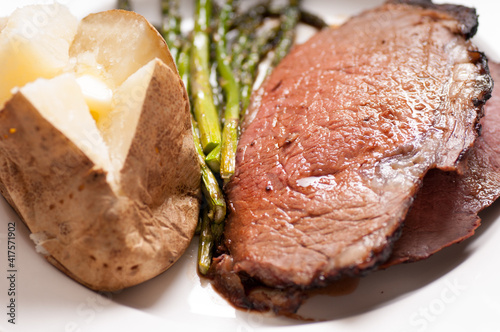 Фототапет prime rib dinner with potato and asparagus