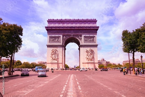 Paris Triumphal Arch. Landmarks of the world: Paris. © Tupungato