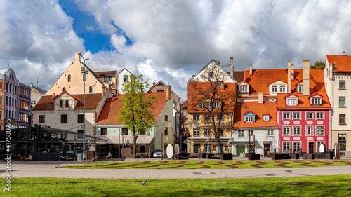 Colorful medieval houses in the Livu Square, Riga Old Town, Latvia © Ints