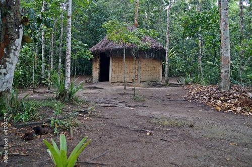 Casa típica indígena na reserva da Jaqueira dos índios Pataxós em Porto Seguro / Bahia / Brazil