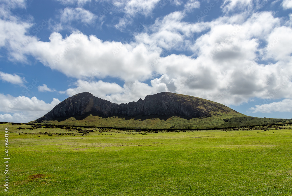 Fototapeta premium Volcan Rano Raraku, île de Pâques