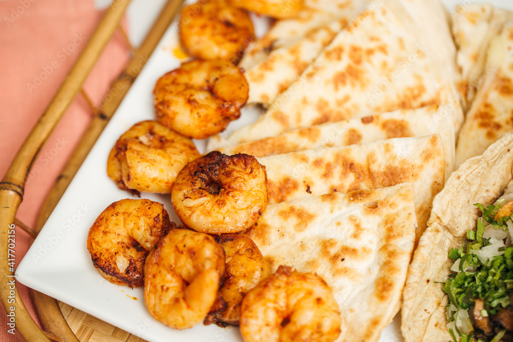 Chicken and Shrimp Fajitas Dinner Chicken and Shrimp Fajitas Dinner