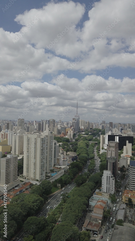 Fototapeta premium Bela Vista Bixiga Sao Paulo Brasil Downtown 23 de Marco City Urban Drone Landscape Vila Itororó Houses Architecture
