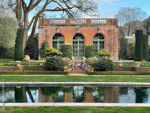 the palace in the park