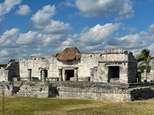ancient mayan ruins