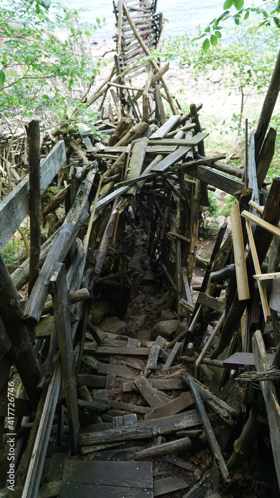Obraz premium Wooden artwork structures at Ladonia Micro Nation near Kullaberg, Sweden.