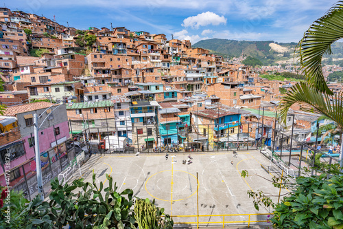 belle vue sur la comuna 13 de Medellin, Colombie  photo