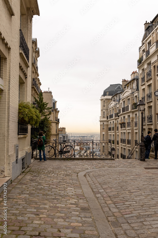 Fototapeta premium Montmartre scenery at sunset, without tourists