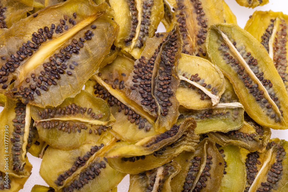 Dried kiwi fruit slices. Perfect as a snack, addition to ice cream and