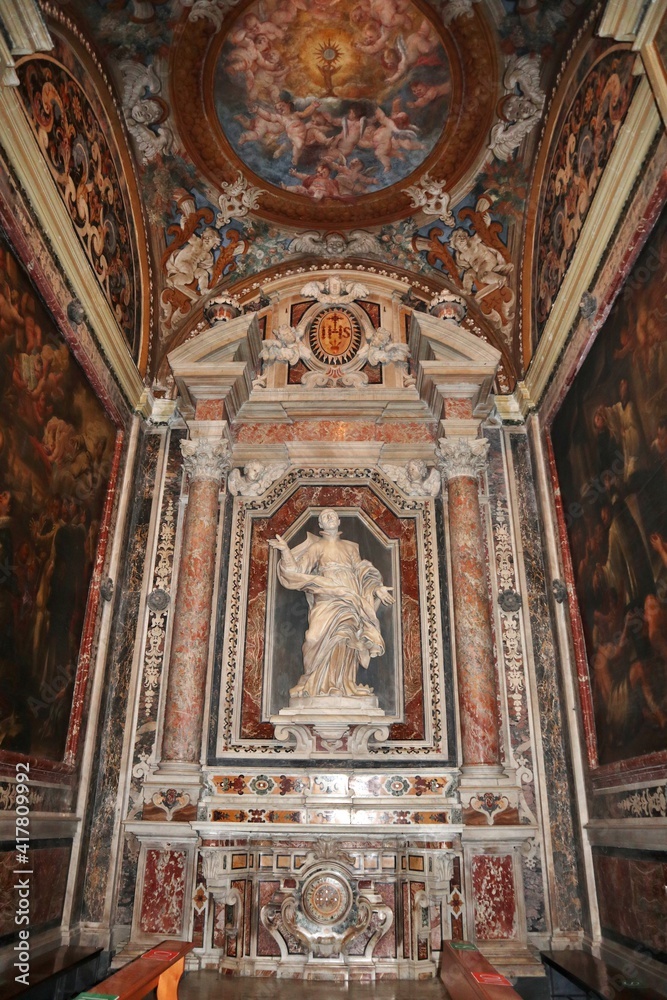 Napoli – Terza cappella di destra della Chiesa del Gesù Vecchio