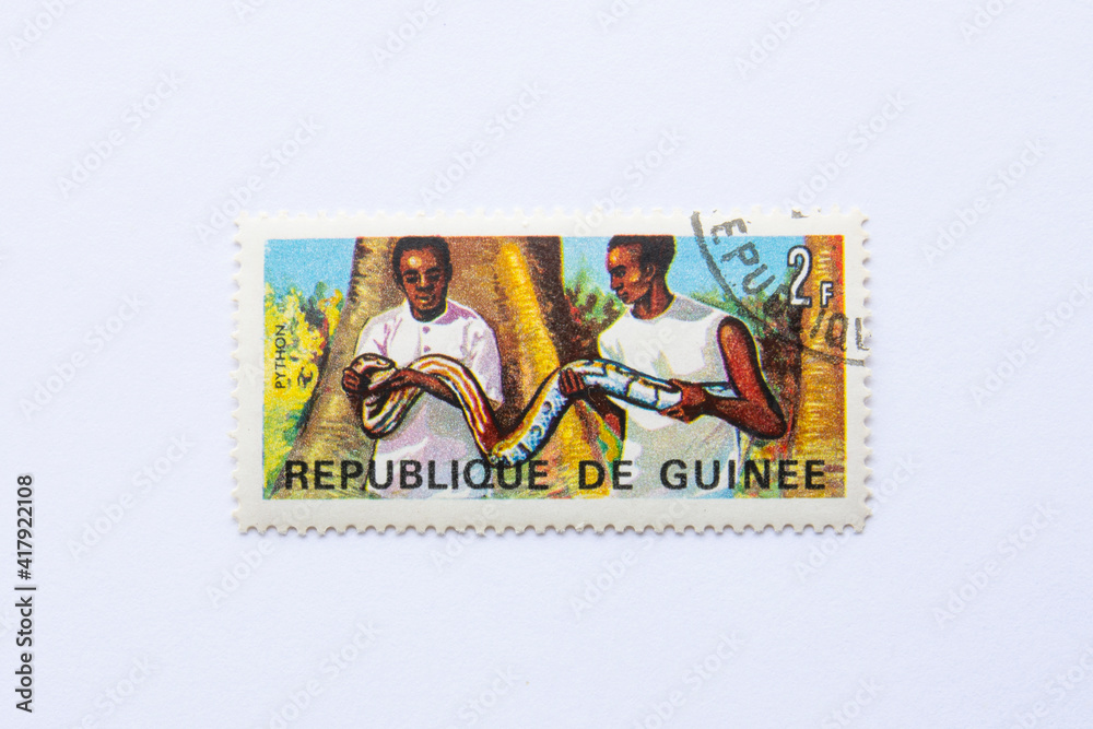 Guinea Republic Postage Stamp. circa 1967. reptilies stamp series. research institute.