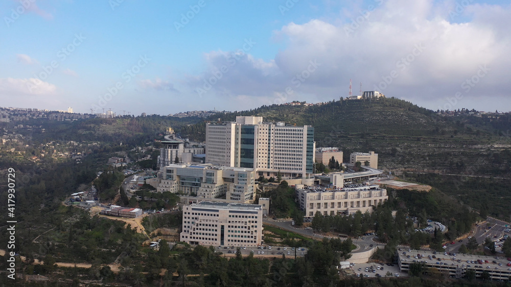 Hadassah ein kerem Hospital in Jerusalem mountains, aerial view
Drone view of medicine buildings hospital, Jerusalem, israel
