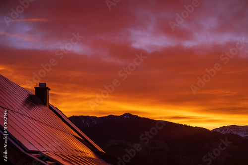 Solar - Photovoltaik - Sonnenaufgang - Morgenrot - Energie