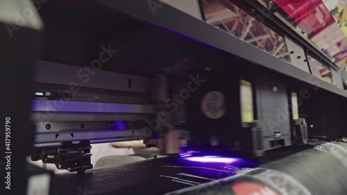 Wallpaper Mural Large format high speed industrial ultraviolet printer for printing promotional products Torontodigital.ca