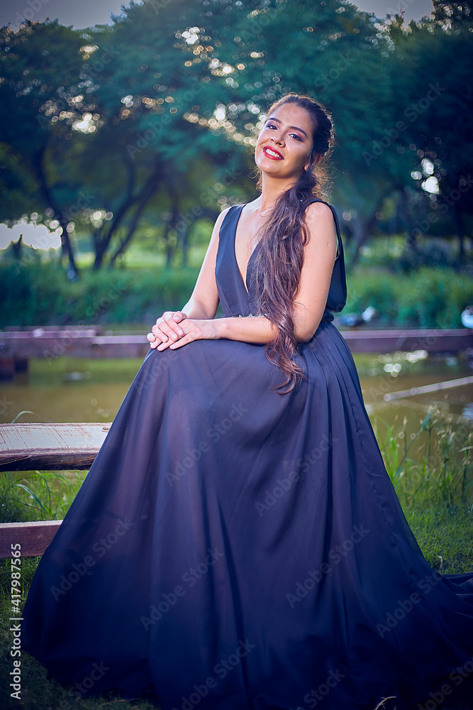 Fototapeta premium MELANI VESTIDOS
