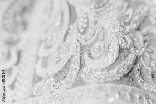 white lace on wedding dress
